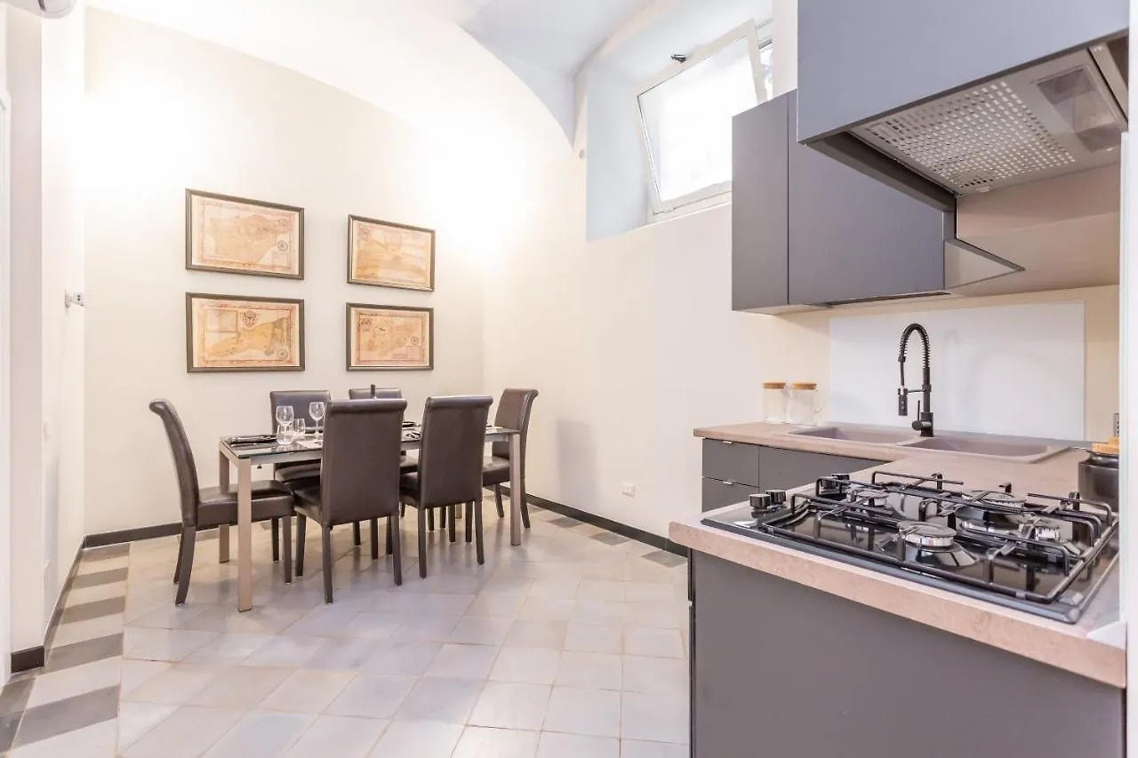 Prati 3Bdr Urban Charm Apartment Rome 0*,